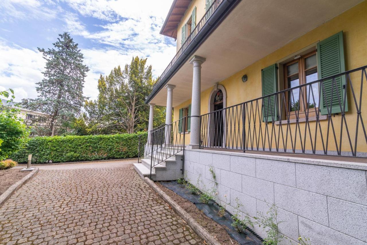 L'Ortensia Della Villa Isabella, Camera Con Vista Lago, Balcone Sul Parco E Bagno Esclusivo All'Esterno Della Camera Stresa Eksteriør billede