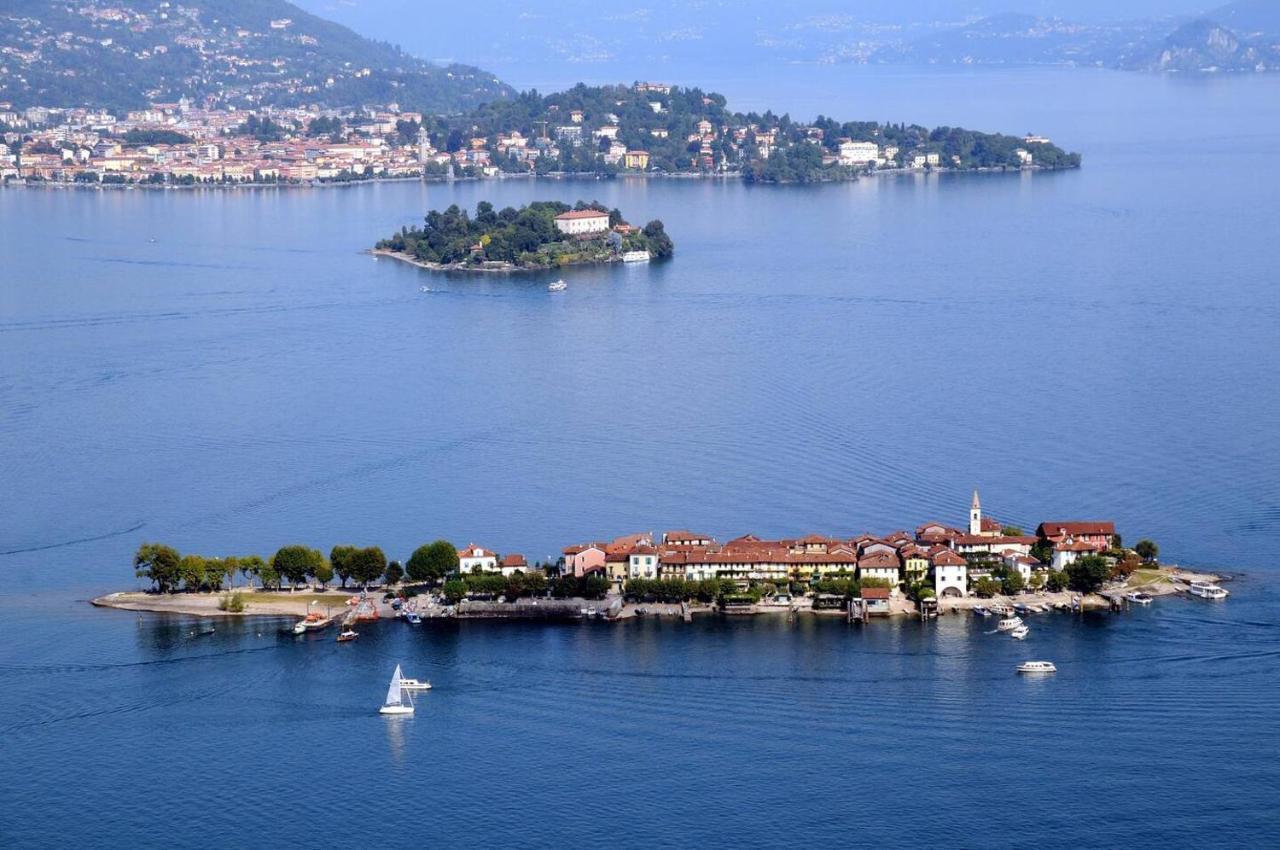 L'Ortensia Della Villa Isabella, Camera Con Vista Lago, Balcone Sul Parco E Bagno Esclusivo All'Esterno Della Camera Stresa Eksteriør billede