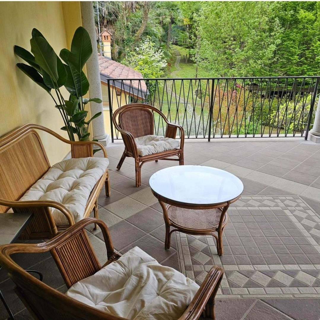 L'Ortensia Della Villa Isabella, Camera Con Vista Lago, Balcone Sul Parco E Bagno Esclusivo All'Esterno Della Camera Stresa Eksteriør billede